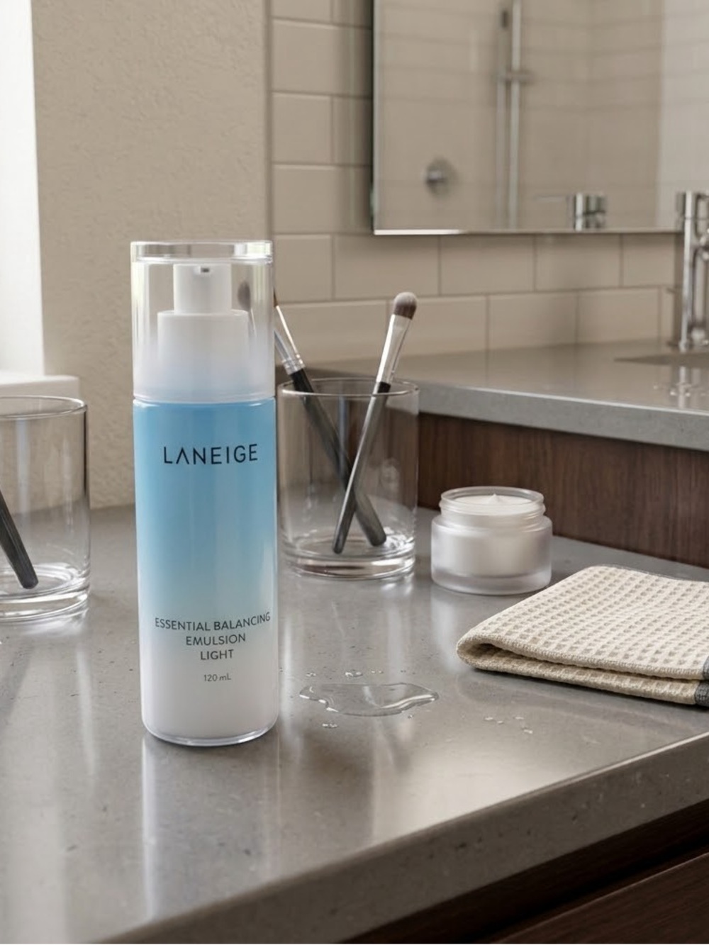 LANEIGE Blue and White Essential Balancing Emulsion Light Hydrator